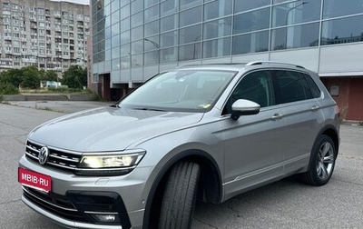 Volkswagen Tiguan II, 2019 год, 3 150 000 рублей, 1 фотография