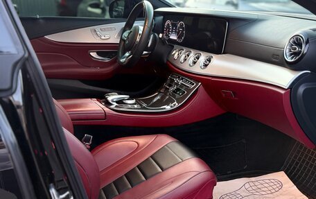 Mercedes-Benz CLS, 2018 год, 5 000 000 рублей, 12 фотография