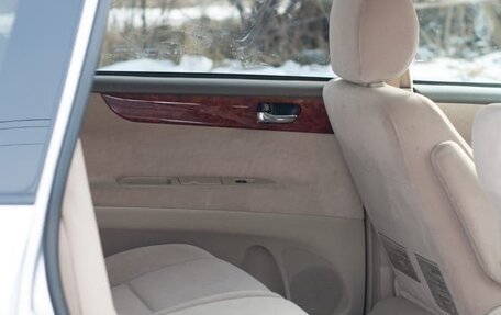 Toyota Ipsum II, 2003 год, 900 000 рублей, 6 фотография