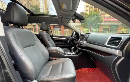 Toyota Highlander III, 2021 год, 2 509 810 рублей, 15 фотография