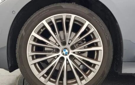 BMW 3 серия, 2022 год, 3 300 000 рублей, 11 фотография