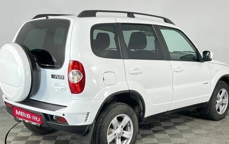 Chevrolet Niva I рестайлинг, 2018 год, 800 000 рублей, 5 фотография