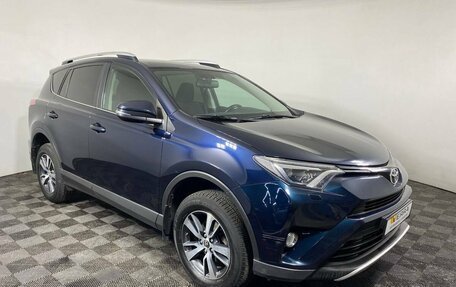 Toyota RAV4, 2018 год, 2 290 000 рублей, 3 фотография