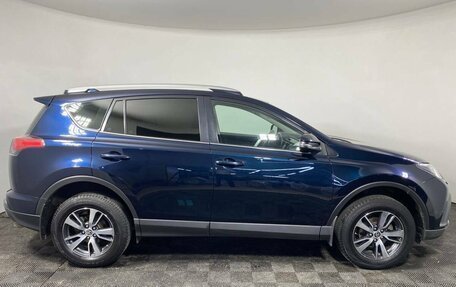 Toyota RAV4, 2018 год, 2 290 000 рублей, 4 фотография