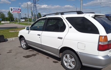 Nissan Rnessa, 1998 год, 450 000 рублей, 2 фотография