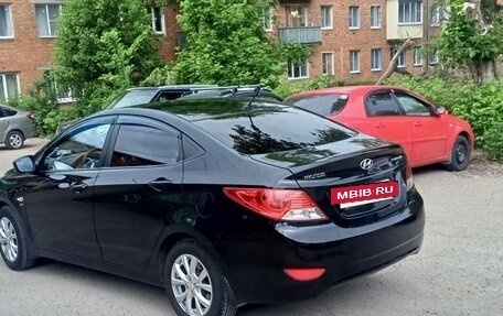Hyundai Solaris II рестайлинг, 2011 год, 620 000 рублей, 7 фотография