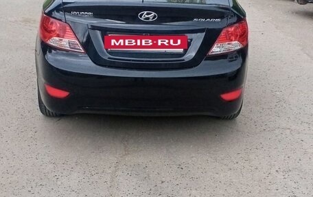 Hyundai Solaris II рестайлинг, 2011 год, 620 000 рублей, 2 фотография