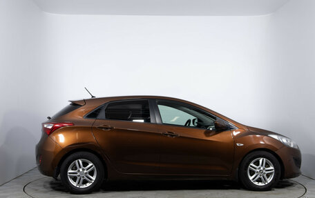 Hyundai i30 II рестайлинг, 2013 год, 930 000 рублей, 4 фотография