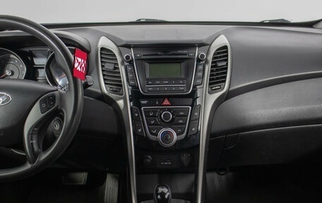 Hyundai i30 II рестайлинг, 2013 год, 930 000 рублей, 14 фотография