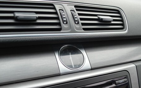 Volkswagen Passat B7, 2012 год, 1 099 000 рублей, 13 фотография