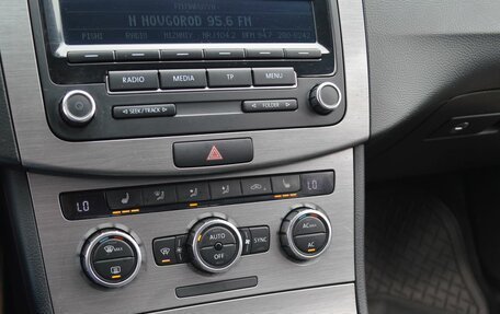 Volkswagen Passat B7, 2012 год, 1 099 000 рублей, 15 фотография