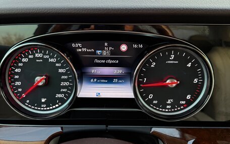 Mercedes-Benz E-Класс, 2018 год, 3 950 000 рублей, 12 фотография