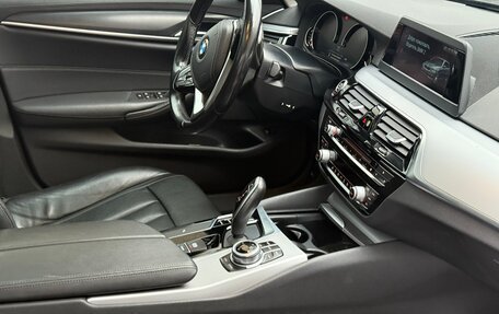 BMW 5 серия, 2017 год, 2 430 000 рублей, 13 фотография