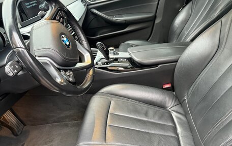 BMW 5 серия, 2017 год, 2 430 000 рублей, 14 фотография