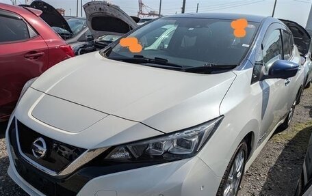Nissan Leaf II, 2018 год, 1 230 000 рублей, 4 фотография