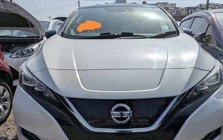 Nissan Leaf II, 2018 год, 1 230 000 рублей, 3 фотография