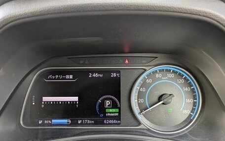 Nissan Leaf II, 2018 год, 1 230 000 рублей, 8 фотография