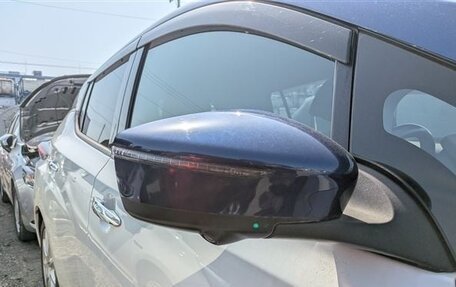 Nissan Leaf II, 2018 год, 1 230 000 рублей, 16 фотография