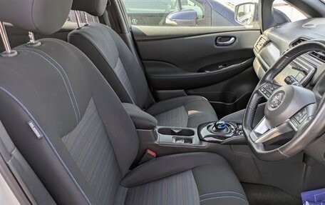 Nissan Leaf II, 2018 год, 1 230 000 рублей, 18 фотография
