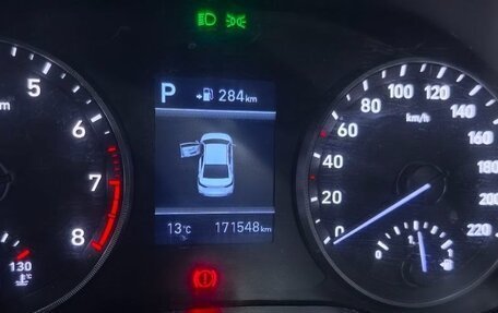 Hyundai Solaris II рестайлинг, 2017 год, 1 500 000 рублей, 2 фотография