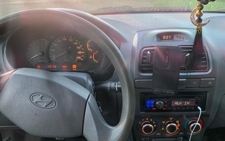 Hyundai Accent II, 2004 год, 300 000 рублей, 6 фотография