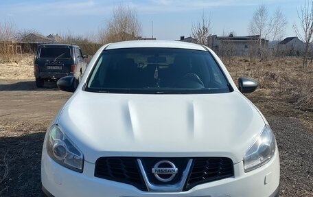 Nissan Qashqai+2 I, 2012 год, 1 095 000 рублей, 2 фотография