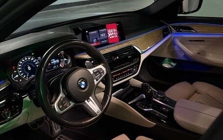 BMW 5 серия, 2019 год, 3 300 000 рублей, 3 фотография