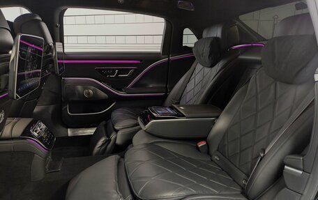 Mercedes-Benz Maybach S-Класс, 2021 год, 20 000 000 рублей, 30 фотография