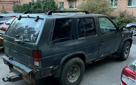 Nissan Terrano II рестайлинг, 1994 год, 170 000 рублей, 2 фотография