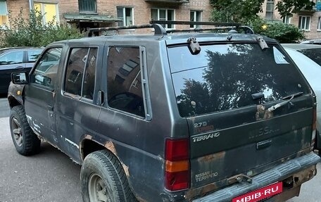 Nissan Terrano II рестайлинг, 1994 год, 170 000 рублей, 3 фотография