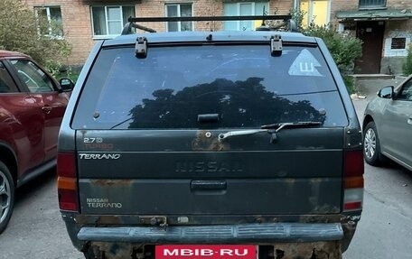 Nissan Terrano II рестайлинг, 1994 год, 170 000 рублей, 5 фотография