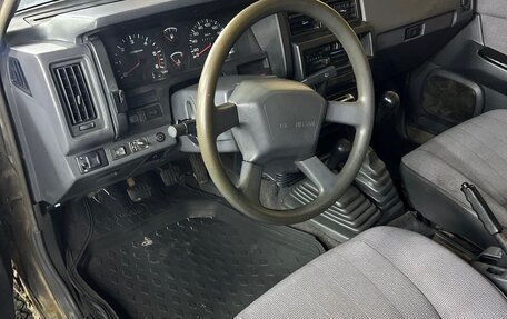 Nissan Terrano II рестайлинг, 1994 год, 170 000 рублей, 10 фотография