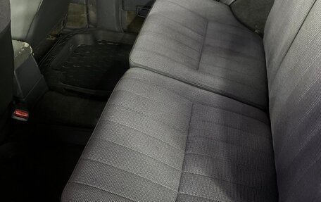Nissan Terrano II рестайлинг, 1994 год, 170 000 рублей, 15 фотография