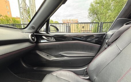 Mazda MX-5, 2018 год, 2 400 000 рублей, 16 фотография