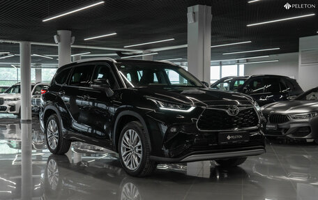 Toyota Highlander, 2025 год, 5 400 000 рублей, 2 фотография