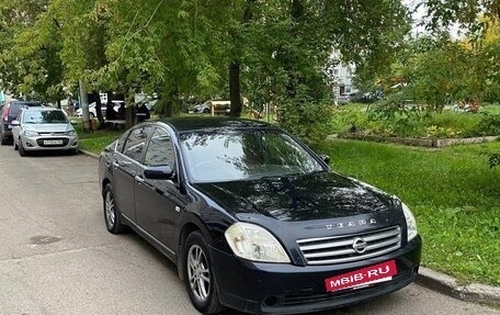 Nissan Teana, 2003 год, 580 000 рублей, 2 фотография