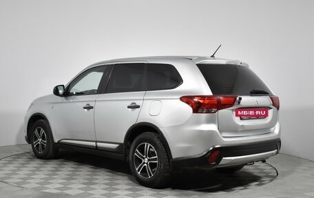 Mitsubishi Outlander III рестайлинг 3, 2015 год, 1 126 000 рублей, 7 фотография
