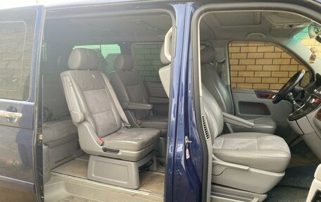 Volkswagen Multivan T5, 2003 год, 1 250 000 рублей, 10 фотография