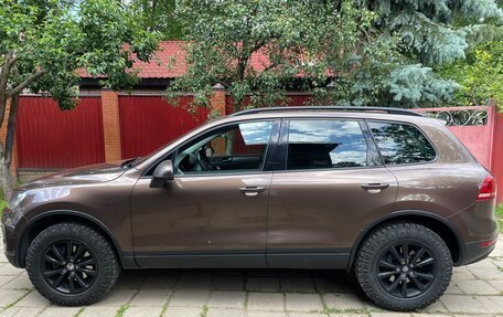 Volkswagen Touareg III, 2011 год, 2 000 000 рублей, 6 фотография