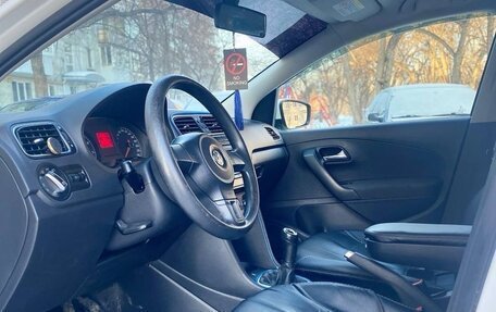 Volkswagen Polo VI (EU Market), 2011 год, 650 000 рублей, 10 фотография