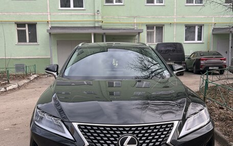 Lexus RX IV рестайлинг, 2021 год, 5 000 000 рублей, 4 фотография