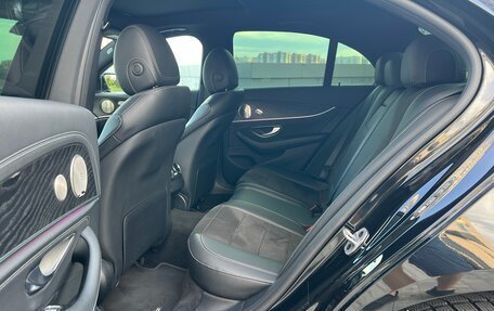 Mercedes-Benz E-Класс, 2021 год, 4 800 000 рублей, 13 фотография
