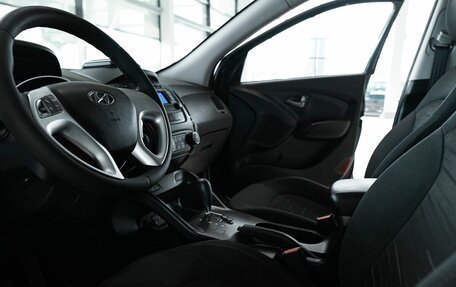 Hyundai ix35 I рестайлинг, 2015 год, 1 195 000 рублей, 10 фотография