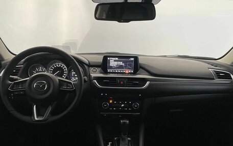 Mazda 6, 2017 год, 1 899 000 рублей, 13 фотография