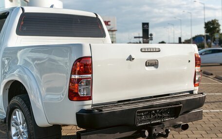 Toyota Hilux VII, 2013 год, 1 995 000 рублей, 8 фотография
