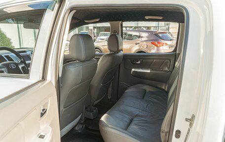 Toyota Hilux VII, 2013 год, 1 995 000 рублей, 20 фотография