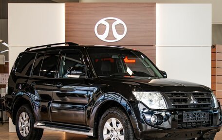 Mitsubishi Pajero IV, 2011 год, 1 555 000 рублей, 3 фотография