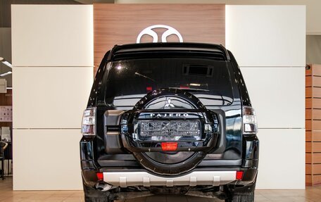 Mitsubishi Pajero IV, 2011 год, 1 555 000 рублей, 5 фотография
