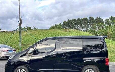 Nissan NV200, 2019 год, 1 650 000 рублей, 3 фотография
