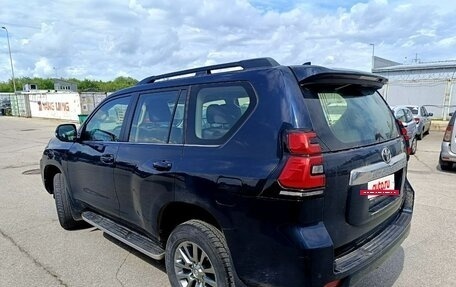 Toyota Land Cruiser Prado 150 рестайлинг 2, 2017 год, 3 790 000 рублей, 4 фотография